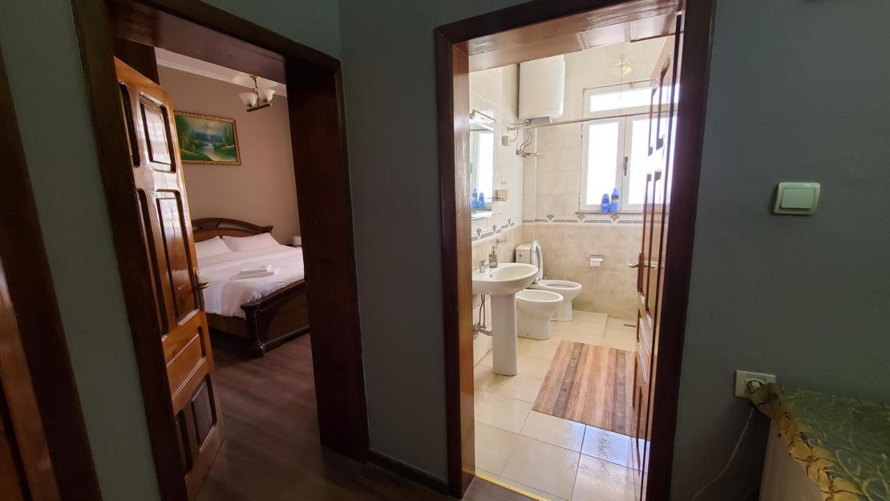 Metropolitan Apartments - City Center Tirana Eksteriør billede