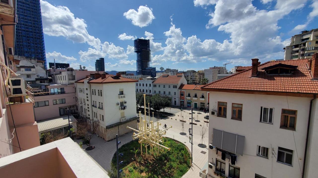 Metropolitan Apartments - City Center Tirana Eksteriør billede